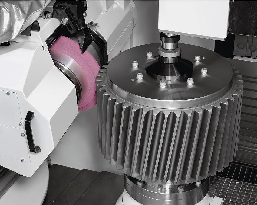 Profilschleifen auf der B-Spindel bis Modul 14mm